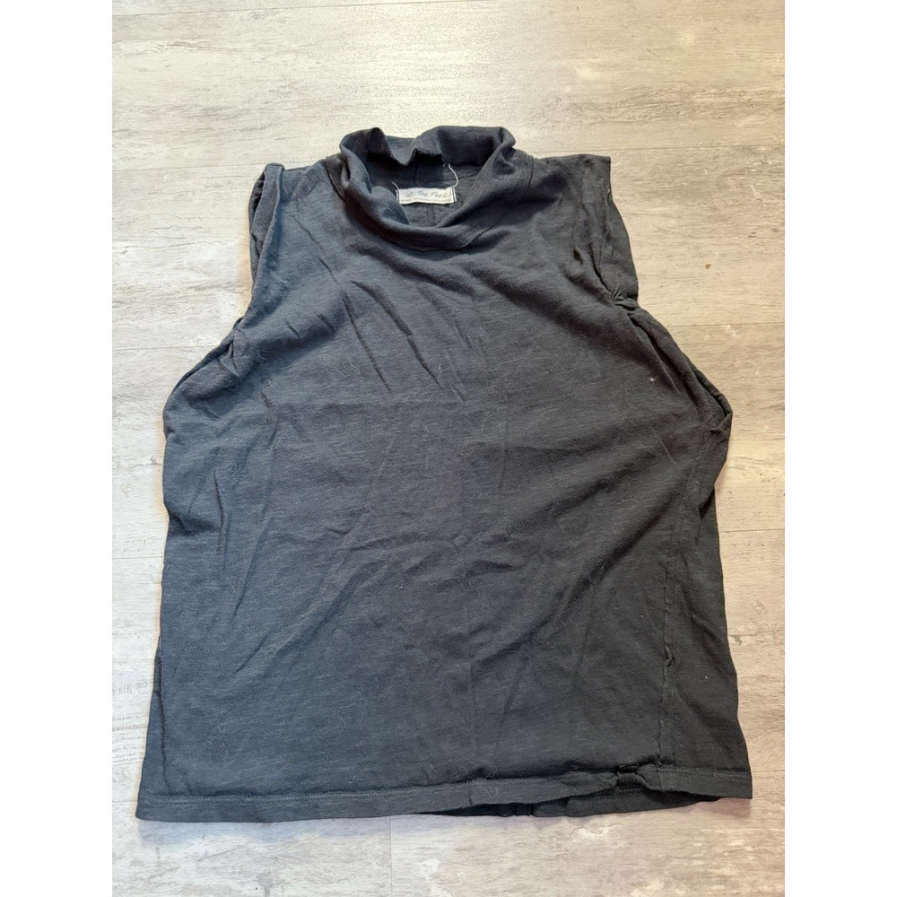 We The Free Free People Women's Medium Black Sleeveless Cowl Neck Top A52042